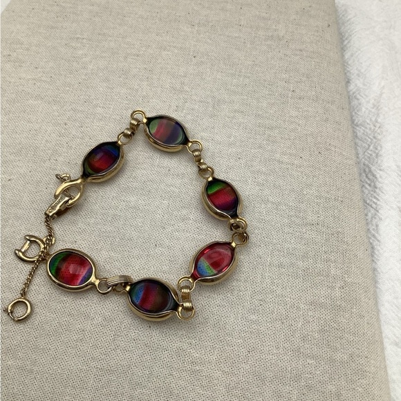 Sarah Coventry Gold Filled Bracelet with Art Glass - Picture 3 of 3